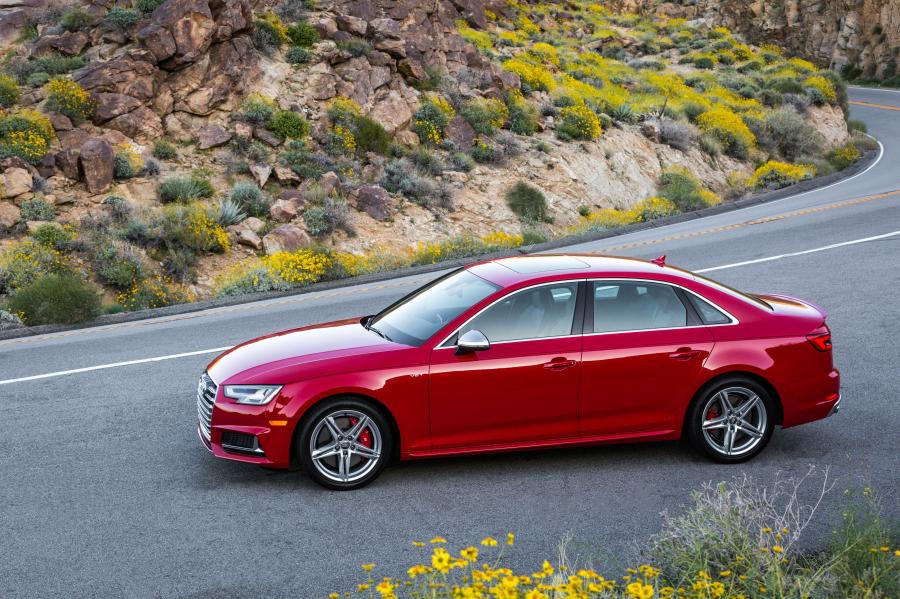  Audi S4 Sedan (B9) 2017 года  (NA) (фото 17 из 17)